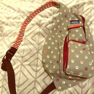 Kavu cross body bag